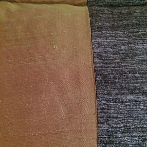 Ethan Allen Accent Pillow *SOLD* - Picture 5 of 7